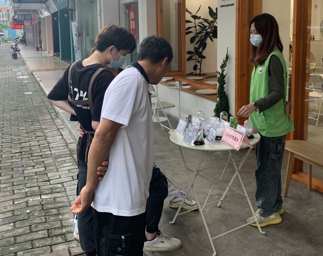 三鄉鎮開展“凝心聚力齊禁毒”宣傳活動圖片1.jpg