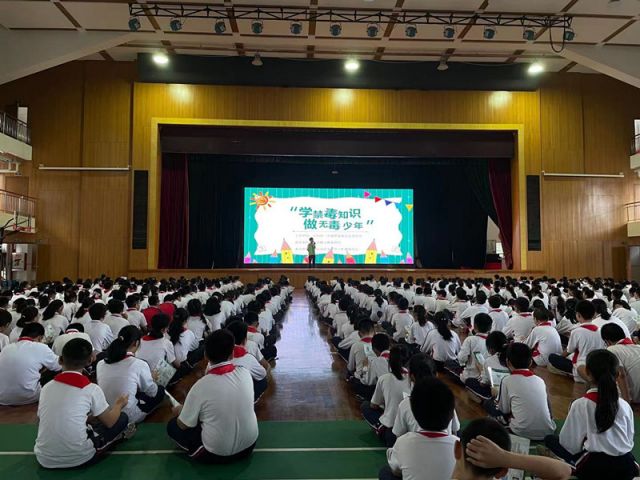 三鄉鎮開展“ 禁毒伴成長，青春不‘毒’行”禁毒宣傳教育活動照片1.jpg