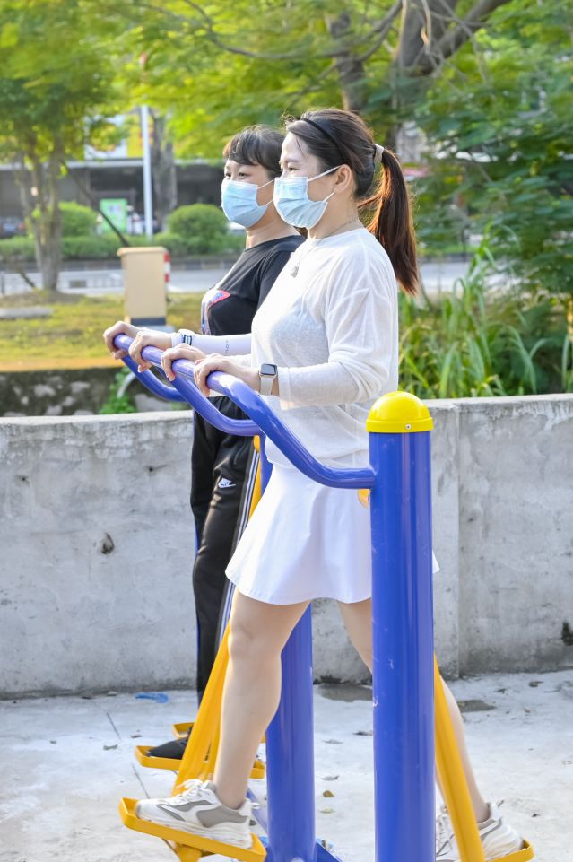 221111-【公益體彩進社區-南區】守護健康，有我添“彩” 公益體彩走進中山良都社區 (156).